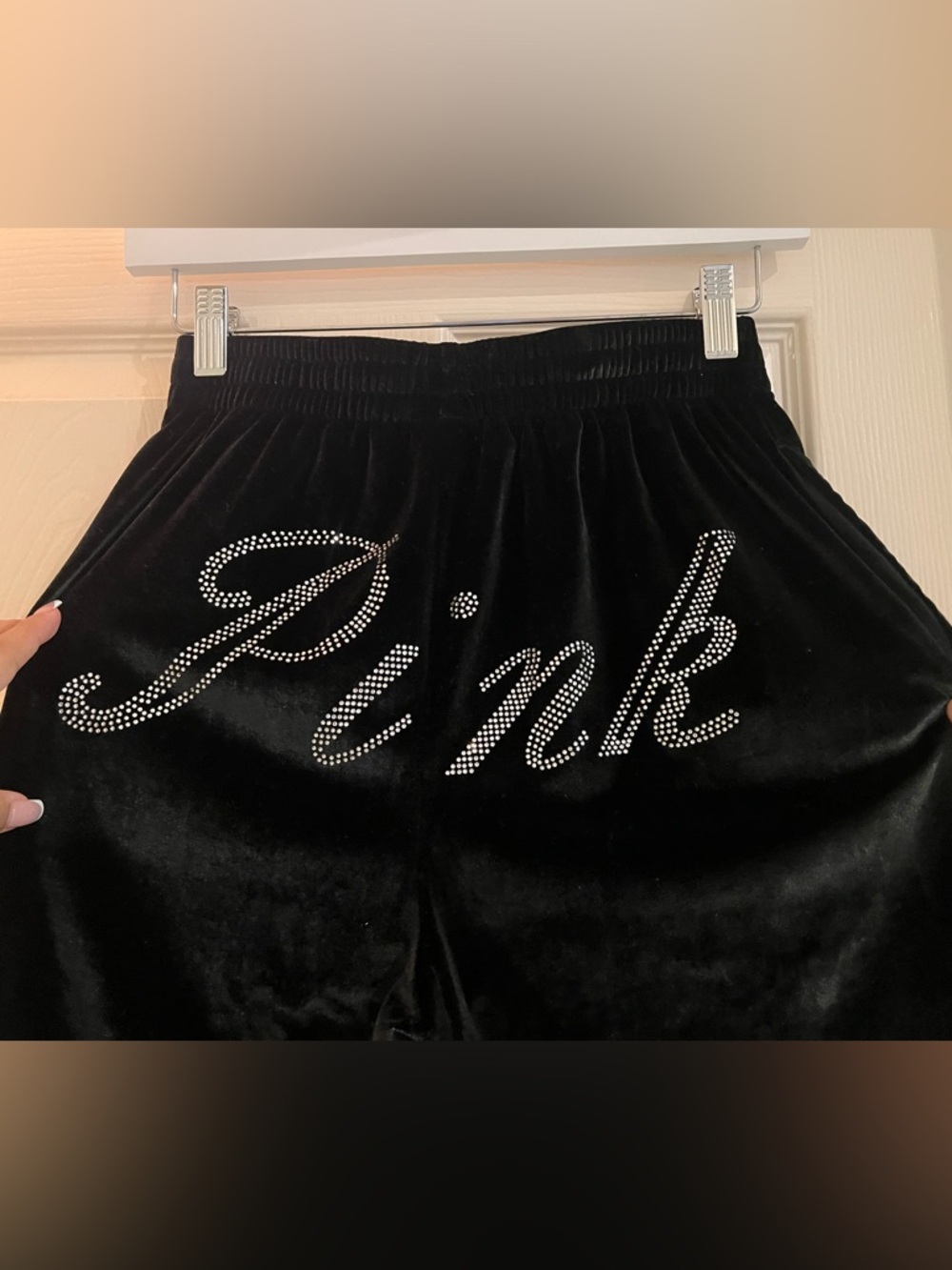 PINK Velour Rhinestone Logo Lounge Pants - Black XS